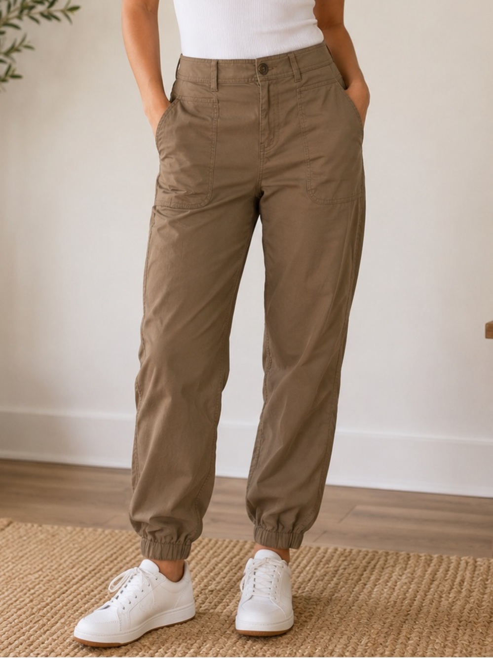Prana Revenna Women's Jogger Pant Tech Hiking Outdoor Brown Tan Gorpcore 10